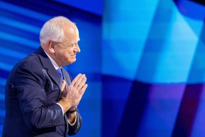 Chicago,,Illinois-,August,21,,2024:,Minnesota,Governor,Tim,Walz,At