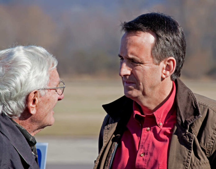 Winona,,Minnesota,-,Nov,1:,Minnesota,Governor,Tim,Pawlenty,Talks