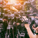 Federal Officers ACCUSED: Journalist Targeted!