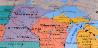Detailed map highlighting Wisconsin and surrounding Midwestern states