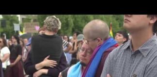 Thousands attend vigil after Berlin Pride attack