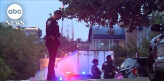 LIVE: Scene in Seattle as police investigate a shooting near Space Needle